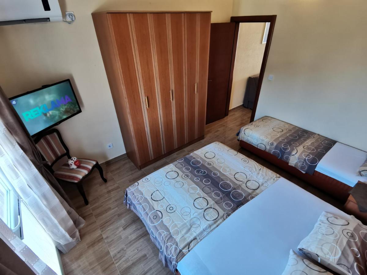 Apartments Abramovic Сутоморе Экстерьер фото