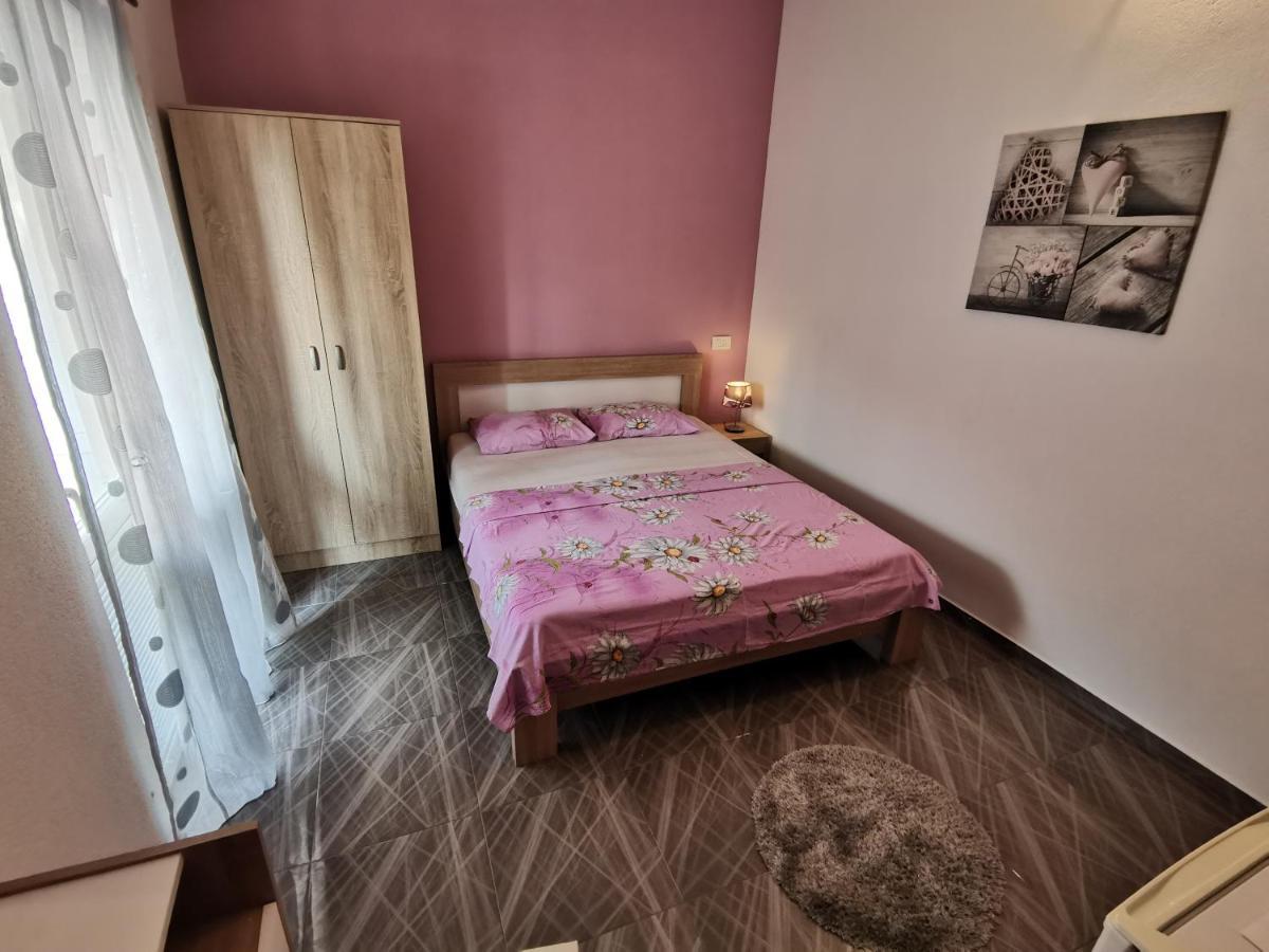 Apartments Abramovic Сутоморе Экстерьер фото